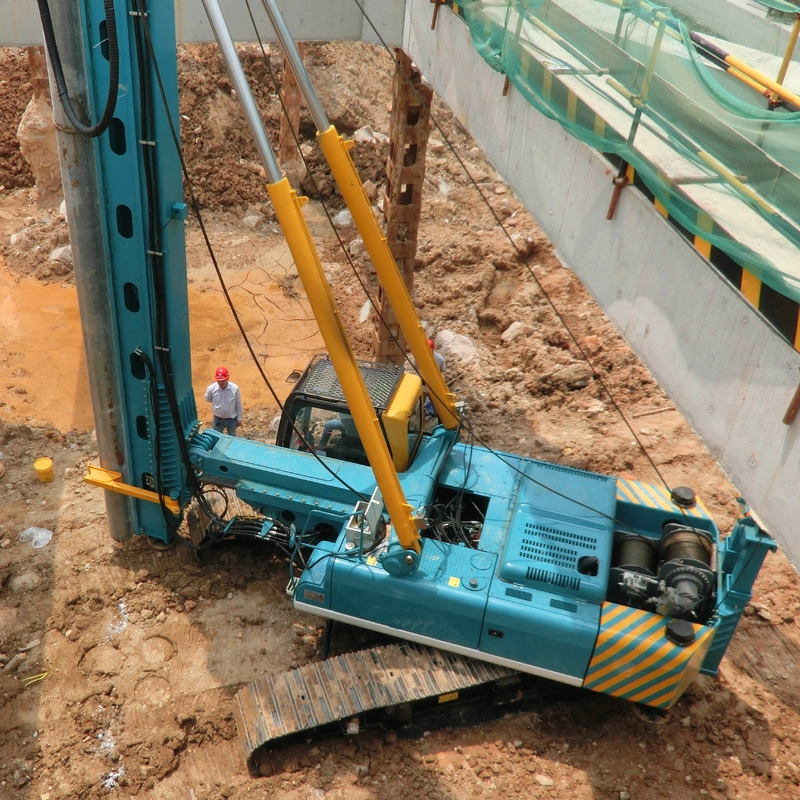 Diameter 300MM Driving Hydraulic Pile Hammer And CFA Application